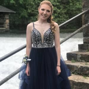 Meet your Posher, Alison